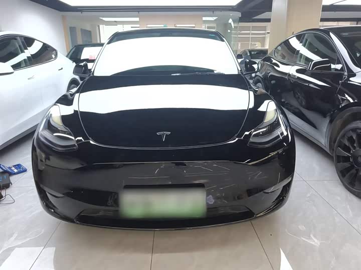 Фото 3 - Tesla Model Y