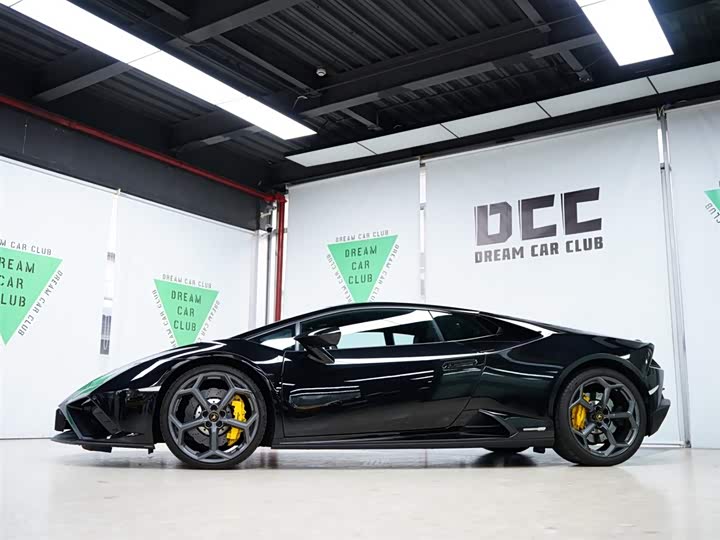 Фото 16 - Lamborghini Huracán