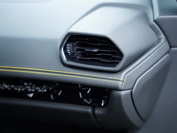 Фото 40 - Lamborghini Huracán