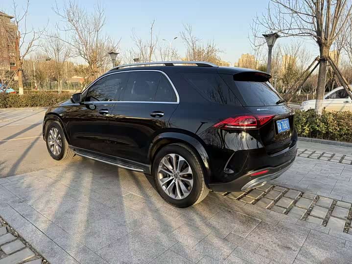 Фото 9 - Mercedes-Benz GLE-Class