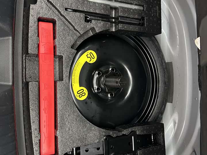 Фото 17 - Volkswagen Sagitar L