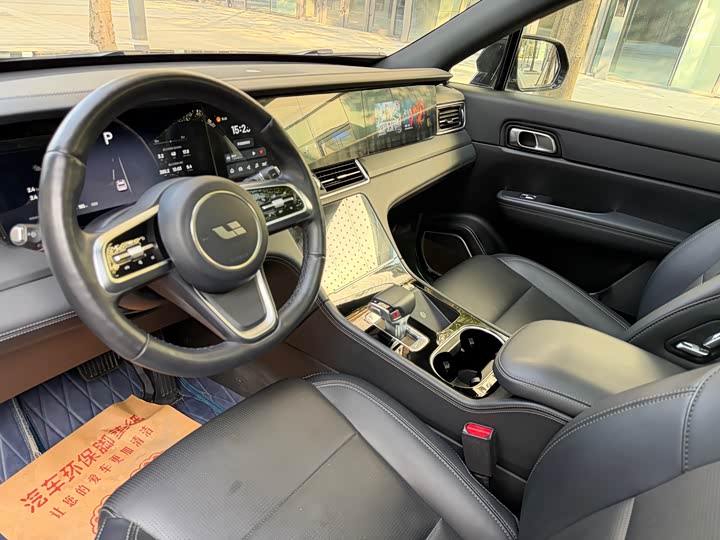 Фото 10 - LiXiang One