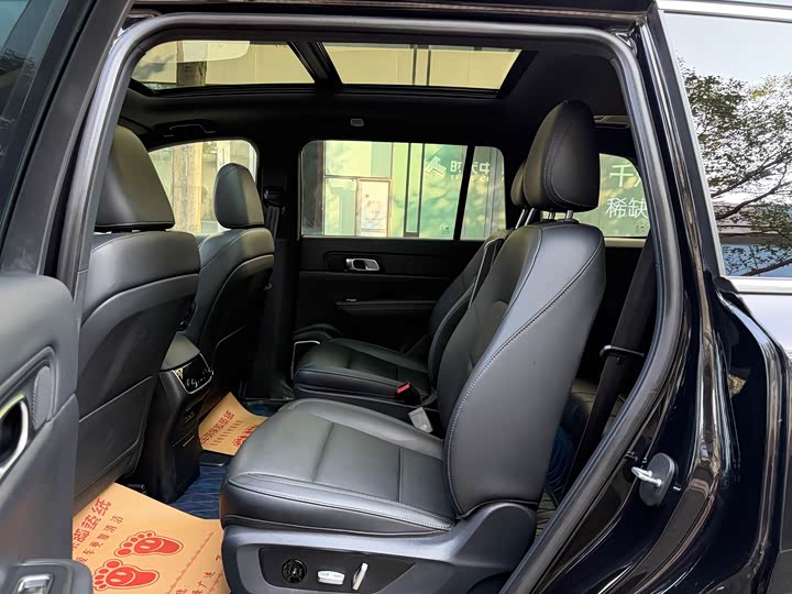 Фото 14 - LiXiang One