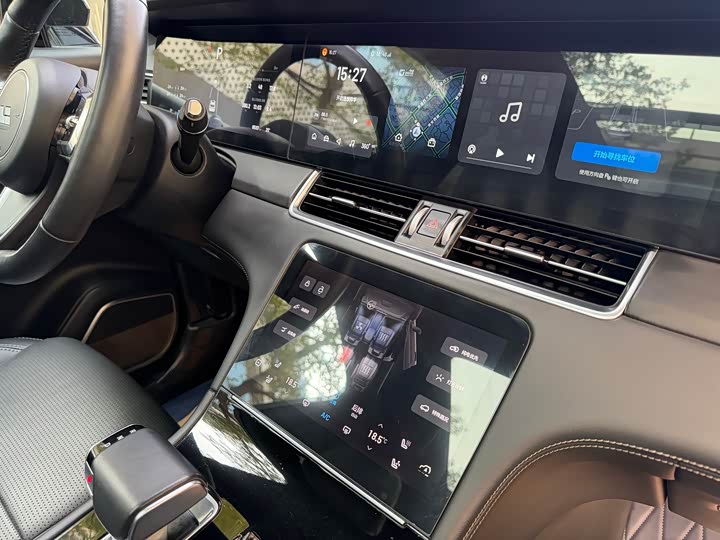 Фото 27 - LiXiang One