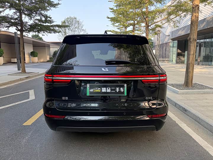 Фото 5 - LiXiang One