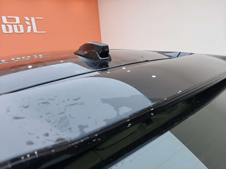 Фото 29 - Zeekr 001