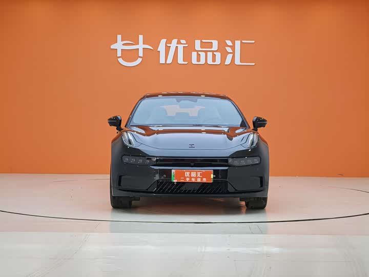 Фото 8 - Zeekr 001