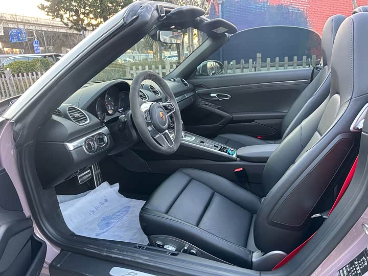 Фото 12 - Porsche 718