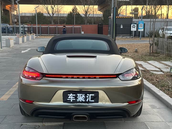 Фото 24 - Porsche 718