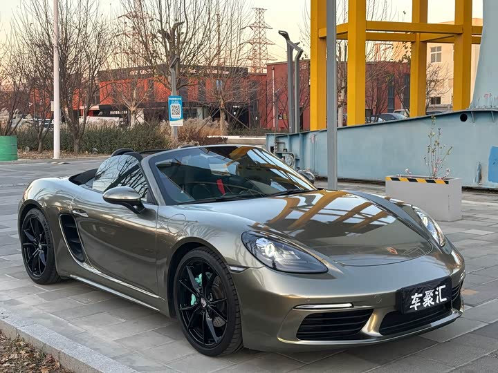 Фото 3 - Porsche 718