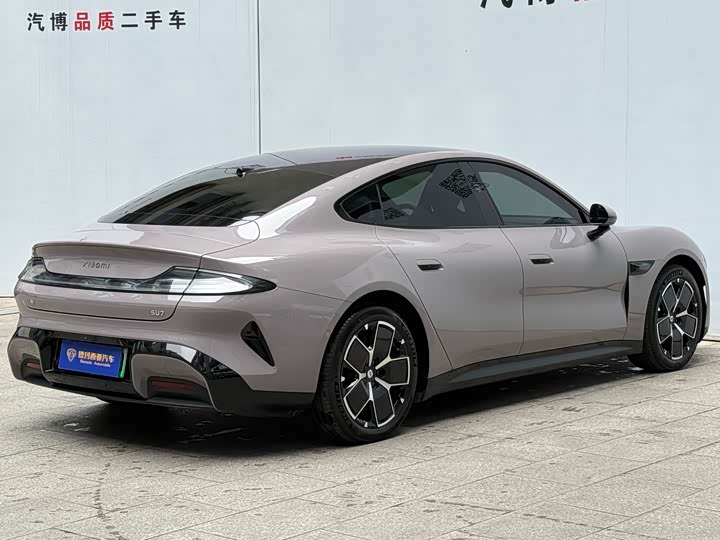 Фото 4 - Xiaomi SU7