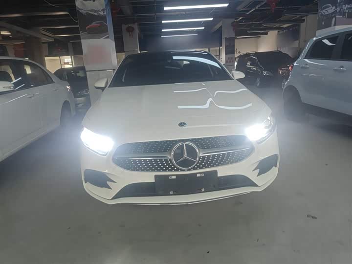 Фото 3 - Mercedes-Benz A-Class