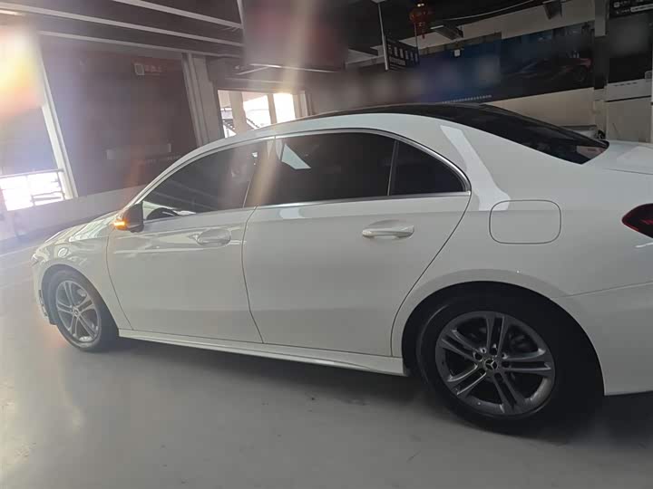 Фото 5 - Mercedes-Benz A-Class