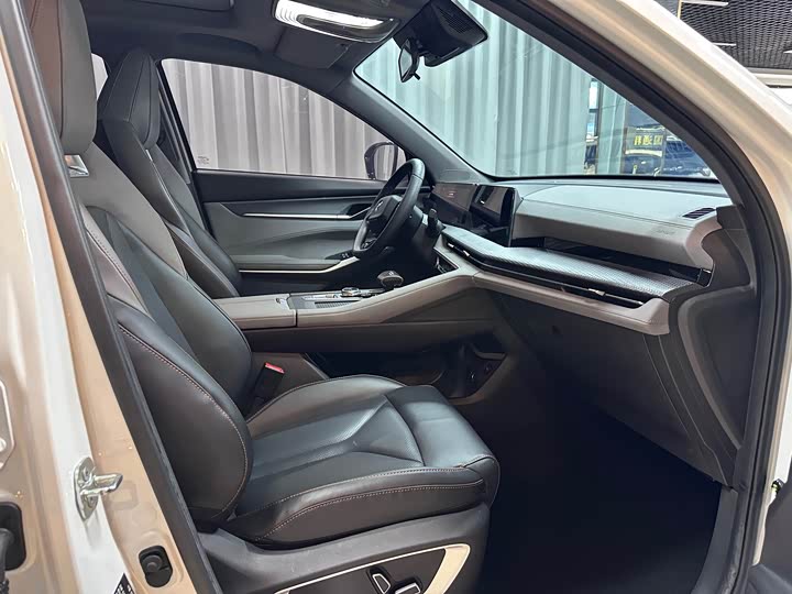 Фото 7 - Changan CS75 Plus