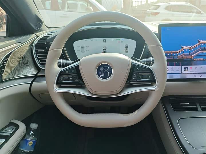 Фото 11 - BYD Han