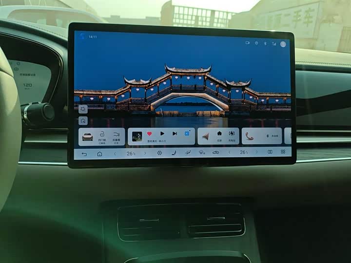 Фото 13 - BYD Han