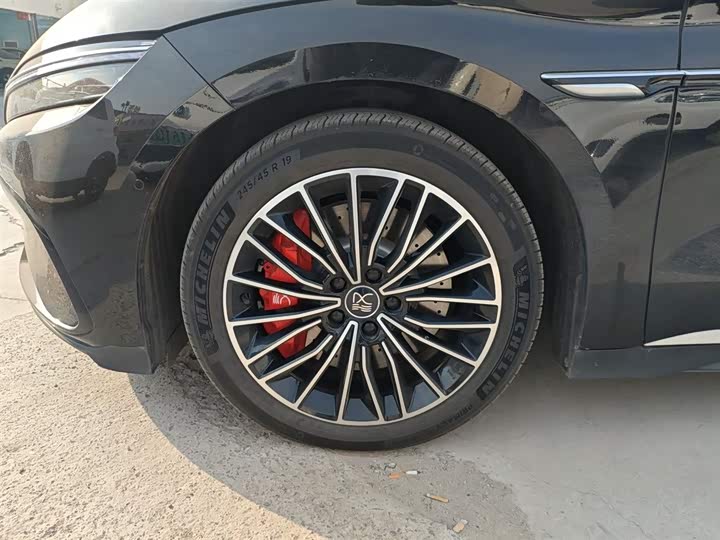 Фото 23 - BYD Han