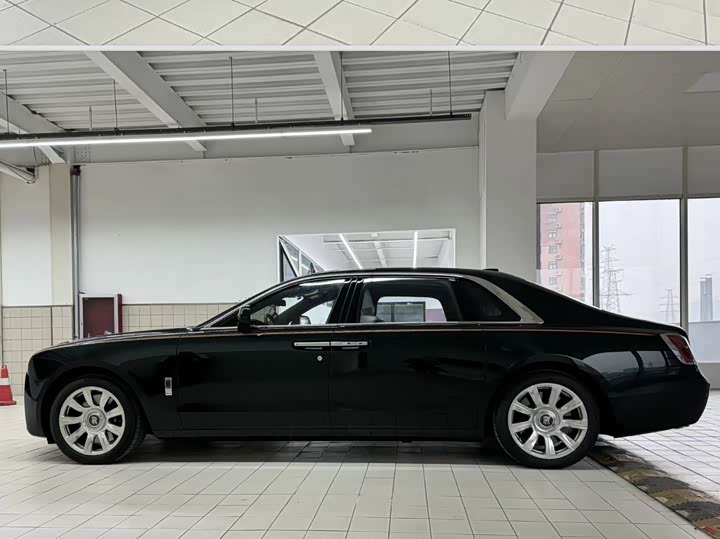 Photo 3 - Rolls-Royce Ghost