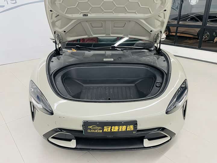 Фото 2 - Xiaomi SU7