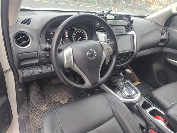 Фото 13 - Nissan Terra