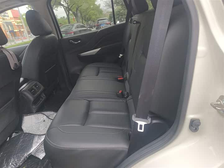 Фото 15 - Nissan Terra