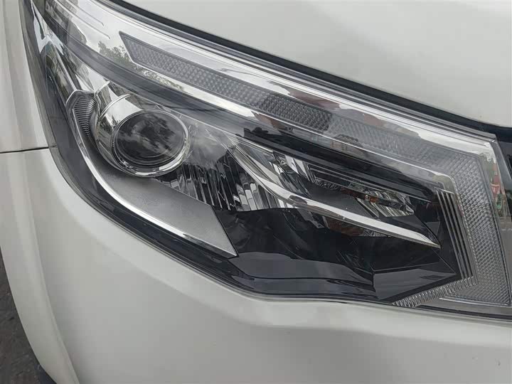 Фото 29 - Nissan Terra