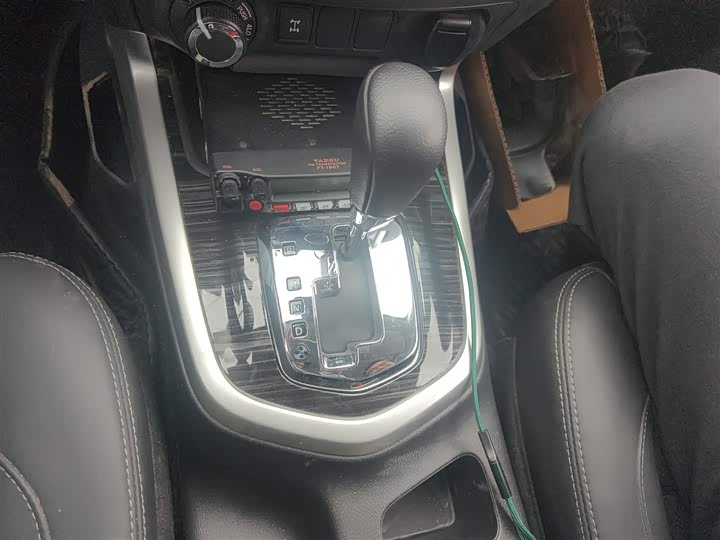 Фото 7 - Nissan Terra