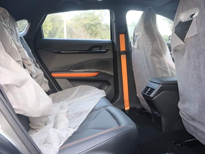 Фото 12 - Changan UNI-V