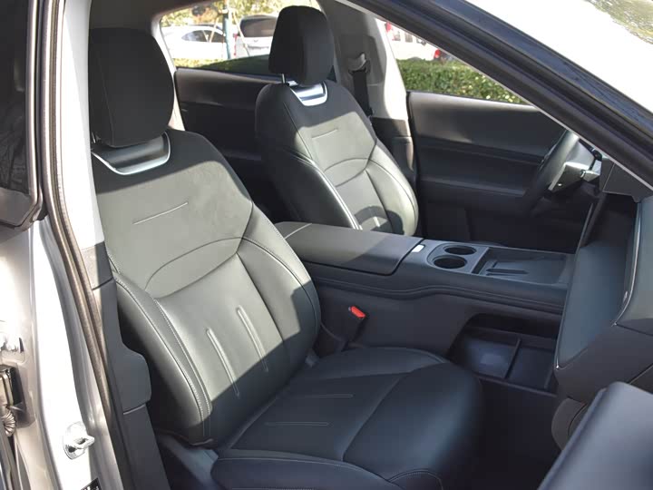 Фото 15 - XPeng G6