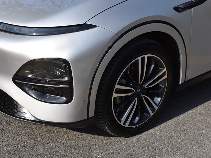 Фото 6 - XPeng G6