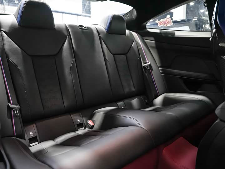 Фото 16 - BMW M4