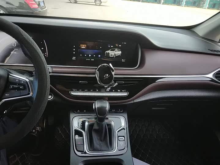 Фото 13 - GAC Trumpchi M6