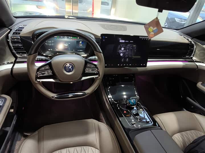 Фото 10 - BYD Han