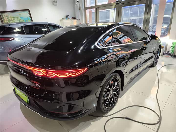 Фото 7 - BYD Han