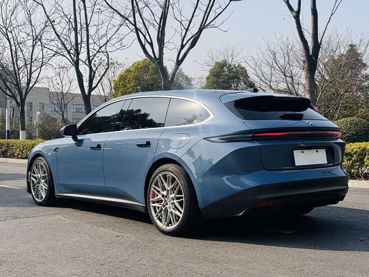 Фото 4 - Nio ET5T