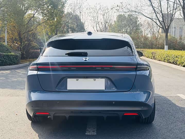 Фото 5 - Nio ET5T