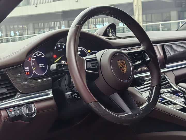 Фото 12 - Porsche Panamera Hybrid