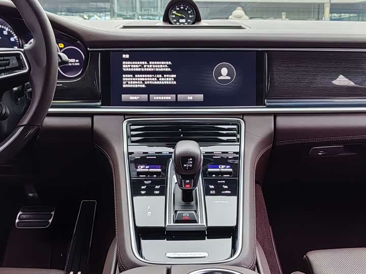 Фото 19 - Porsche Panamera Hybrid