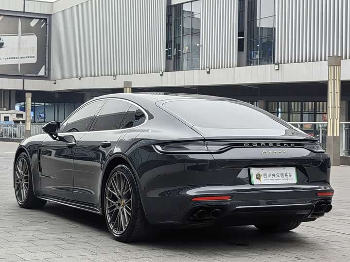 Фото 7 - Porsche Panamera Hybrid