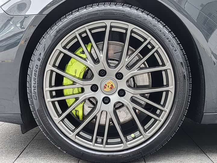 Фото 8 - Porsche Panamera Hybrid