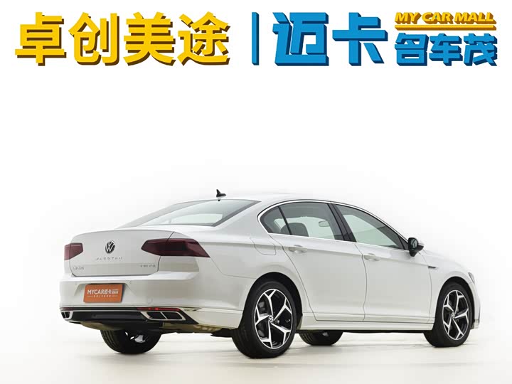 Фото 15 - Volkswagen Magotan