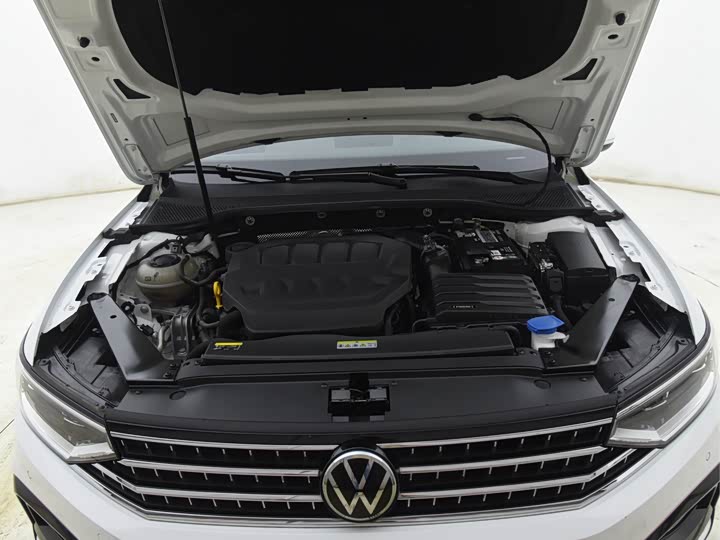 Фото 6 - Volkswagen Magotan