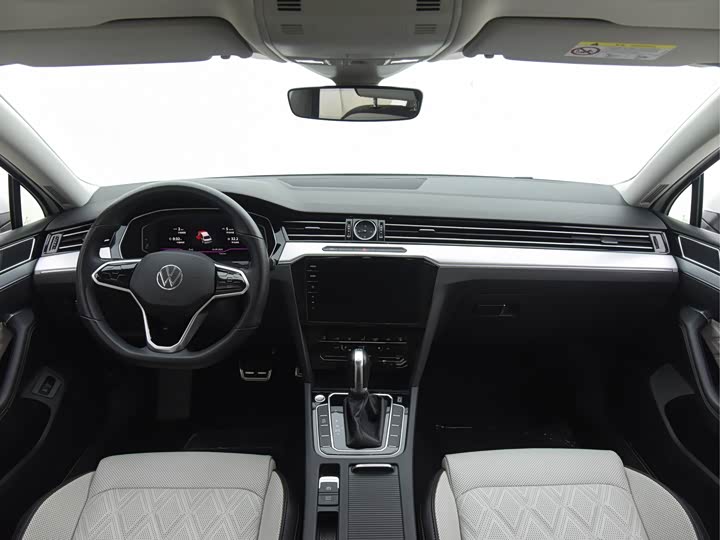 Фото 7 - Volkswagen Magotan