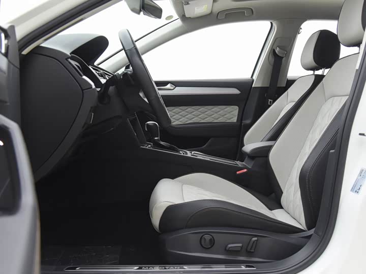 Фото 9 - Volkswagen Magotan