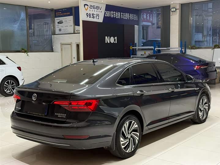 Фото 6 - Volkswagen Sagitar L