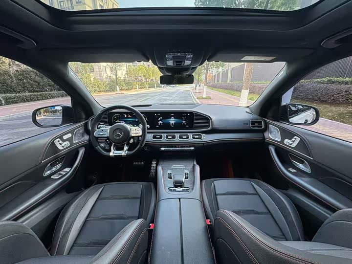 Фото 10 - Mercedes-Benz GLE-Class AMG