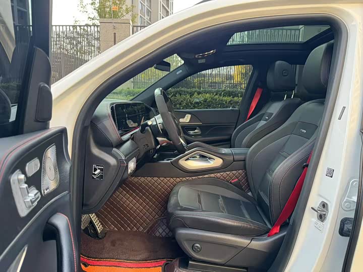 Фото 9 - Mercedes-Benz GLE-Class AMG