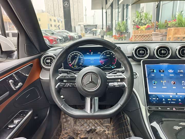 Фото 10 - Mercedes-Benz C-Class