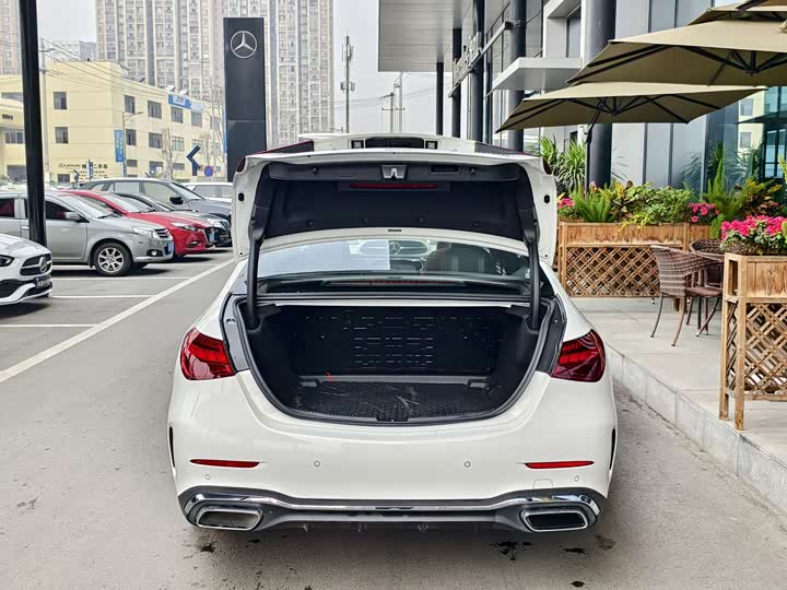 Фото 8 - Mercedes-Benz C-Class