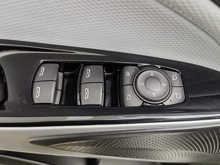 Фото 9 - Chevrolet Menlo